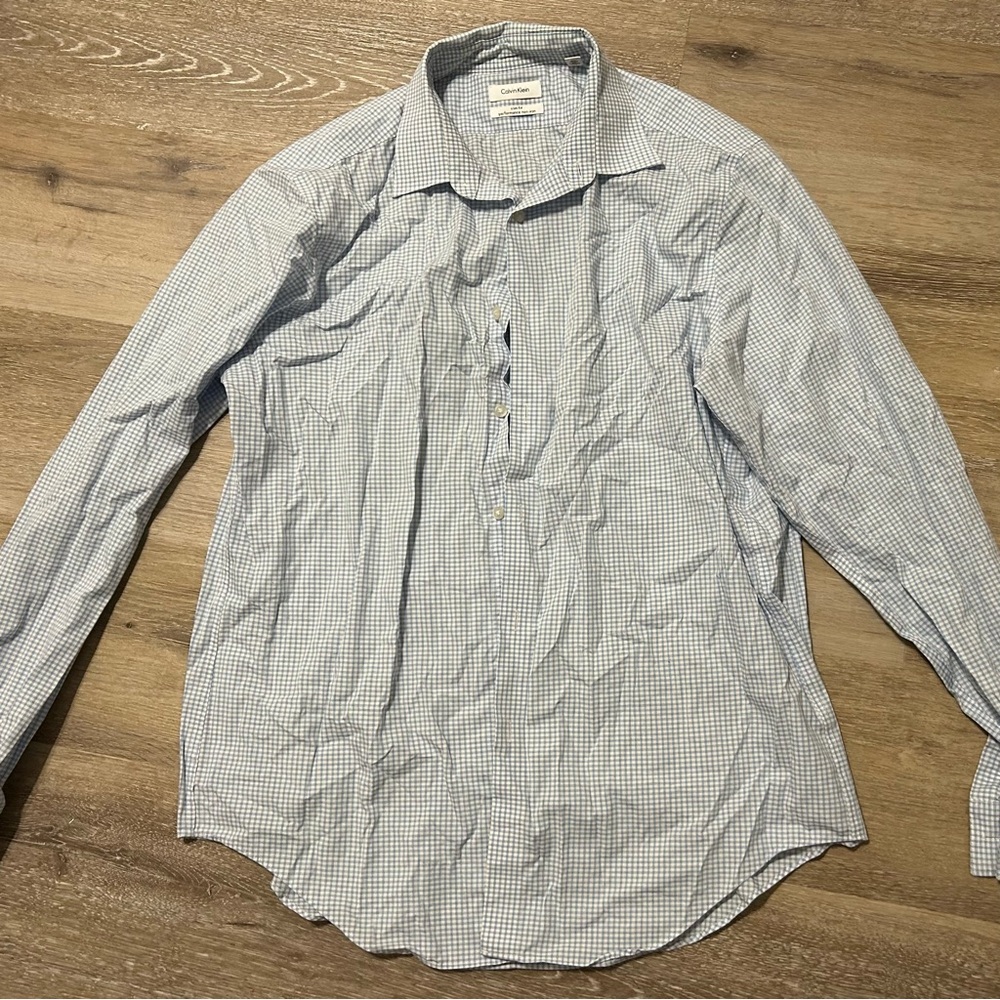 🎃Calvin Klein Button Down shirt